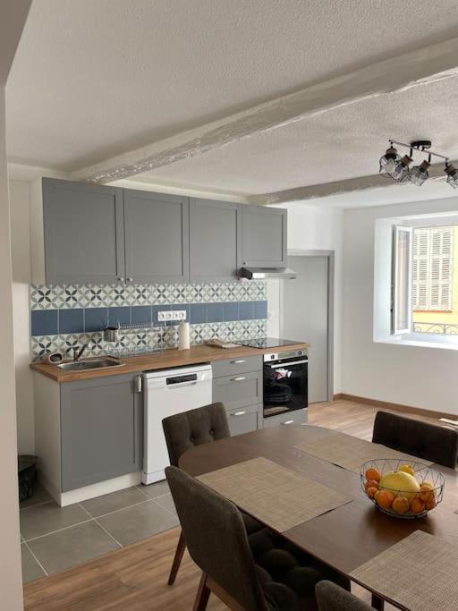 Grand Appartement Hyper Centre 格拉斯 外观 照片